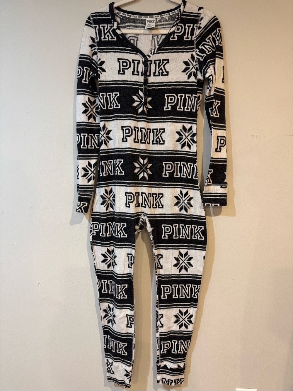 PINK Victoria's Secret Black & White Kids One-Piece Pajama Romper